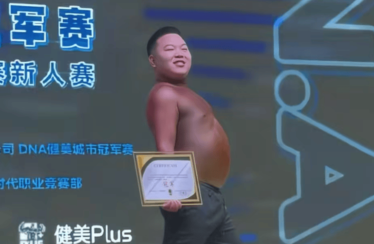 175斤“小胖子”再战健美比赛获网友力挺<strong></p>
<p>一比特币等于多少人民币</strong>，拿下线上人气冠军，本人回应：将认真减重，以更专业的状态上赛场