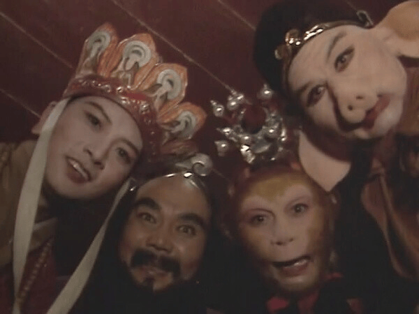 “50块帆布包配3000块包挂”<strong></p>
<p>一个比特币要挖多久</strong>，时髦年轻人背半个身家出门