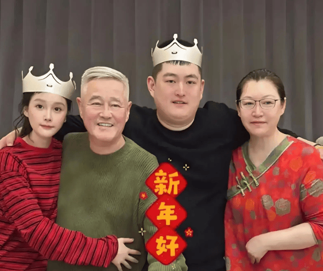 考古 | 赵本山妻子罕见公开现身<strong></p>
<p>一个比特币要挖多久</strong>，气质优雅五官美艳，俩人爱情太感人！