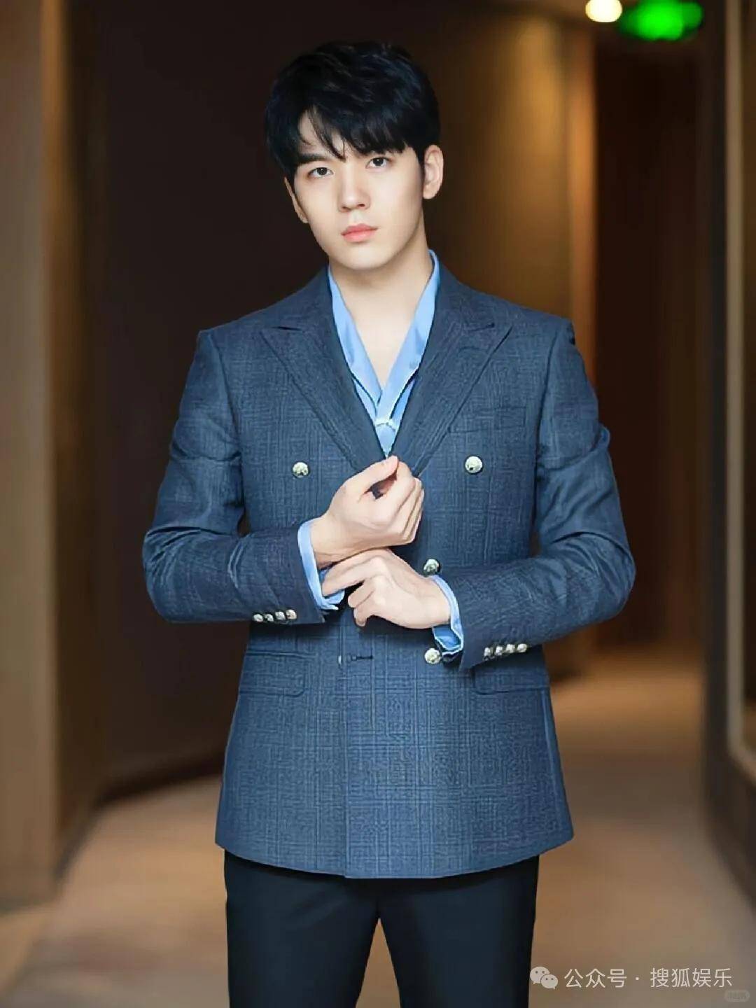 又一对魔幻的圈内姐弟恋曝光<strong></p>
<p>比特币走势</strong>！这组合有点太超前了......