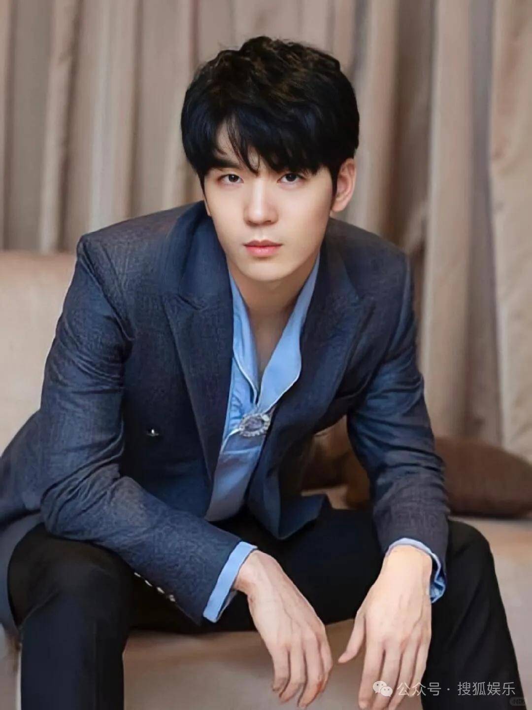 又一对魔幻的圈内姐弟恋曝光<strong></p>
<p>比特币走势</strong>！这组合有点太超前了......