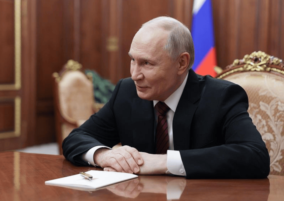 普京与马杜罗通电话<strong></p>
<p>比特币最新行情</strong>，俄方重申对委内瑞拉政府支持