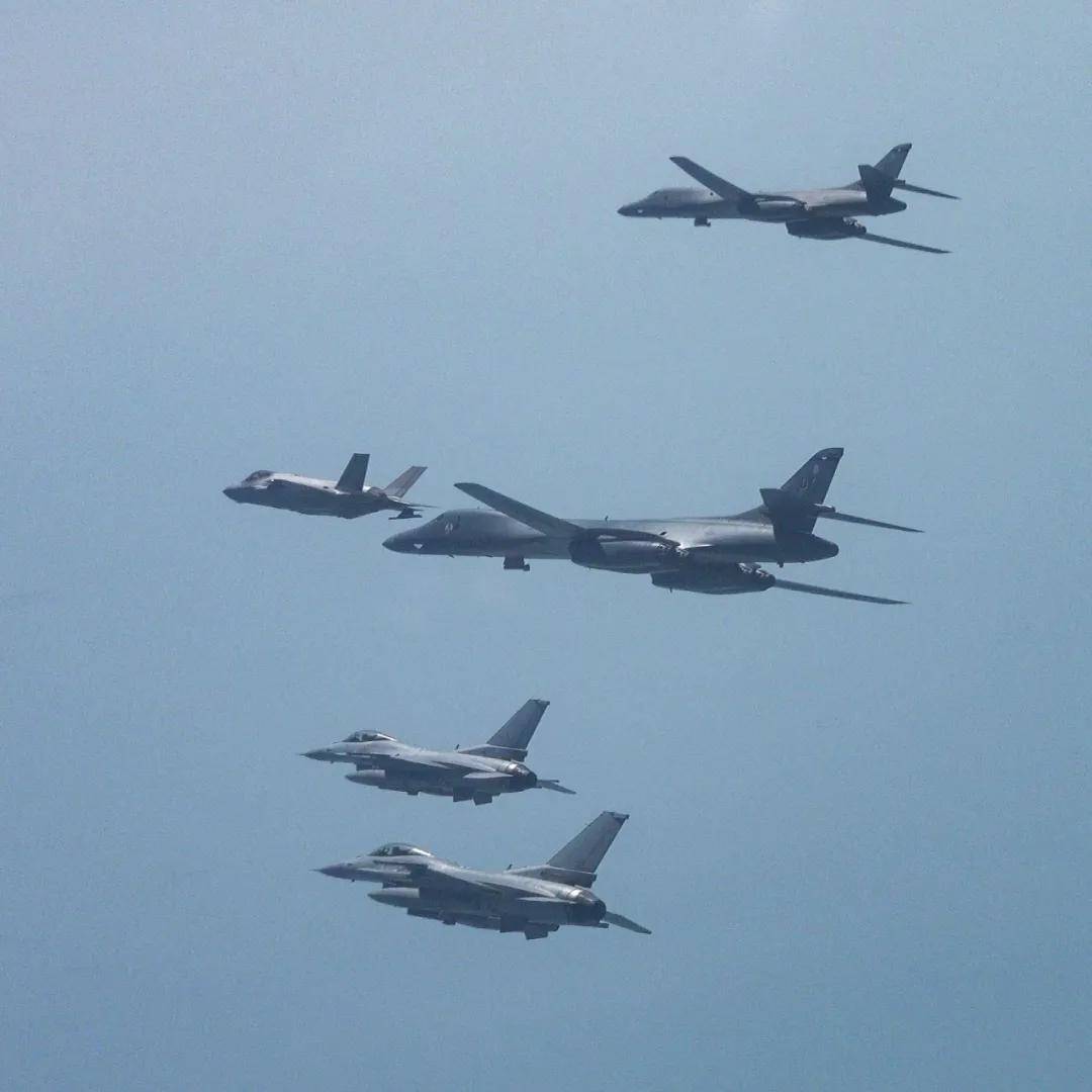 美轰炸机来了<strong></p>
<p>比特币美元实时行情</strong>,不许中国改变现状?遇上歼16,将重现猎火鸡名场面