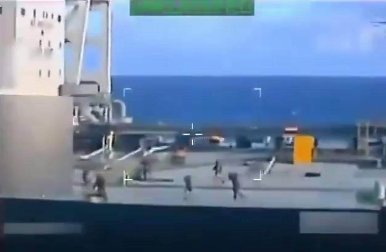 比导弹打击更狠!美军空降油轮<strong></p>
<p>比特币美元实时行情</strong>,抢110万桶石油,打击中俄古委伊