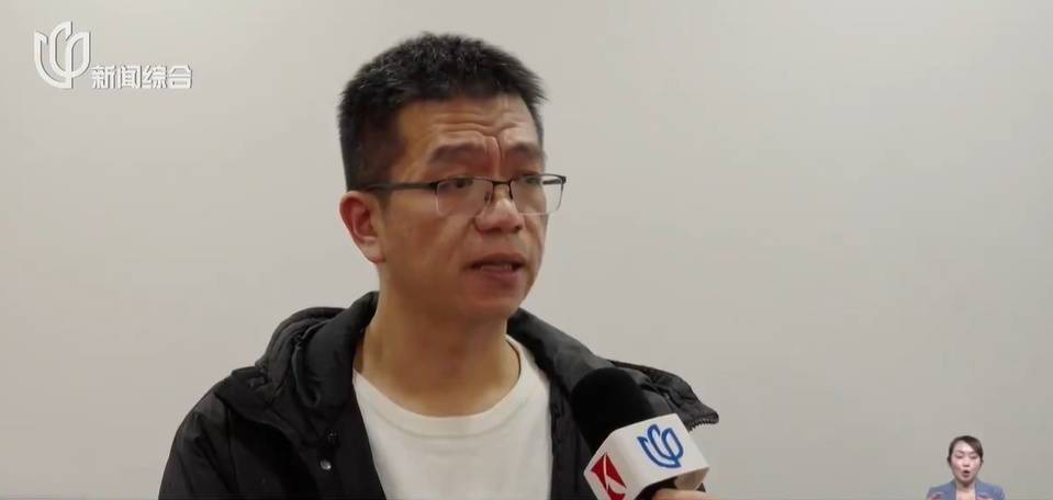 太夸张！上海人比比谁家楼下井盖多！有人家门口100个<strong></p>
<p>比特币矿机</strong>，“走路难！到处都像贴膏药”...