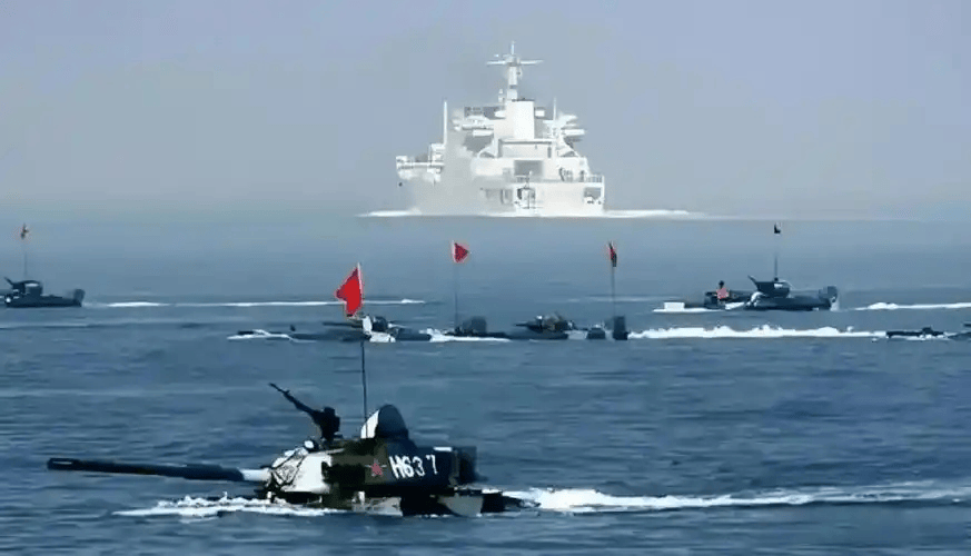 日本天皇急召高市早苗<strong></p>
<p>比特币暴跌</strong>,有要事托付,美国提醒日本,小心被中国揍