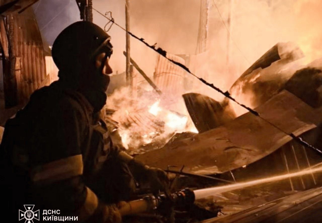 俄乌最新里程牌<strong></p>
<p>比特币暴跌</strong>，乌克兰没料到俄军报复这么狠：F-16战机升空34次反击