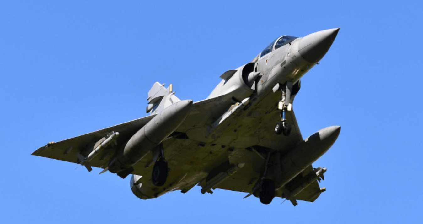 12月30日<strong></p>
<p>挖比特币</strong>,解放军公布驻幻影2000机场的实时画面:让台军彻底死心