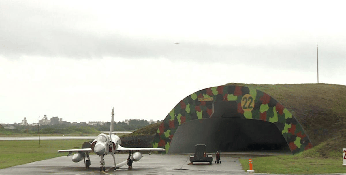 12月30日<strong></p>
<p>挖比特币</strong>,解放军公布驻幻影2000机场的实时画面:让台军彻底死心