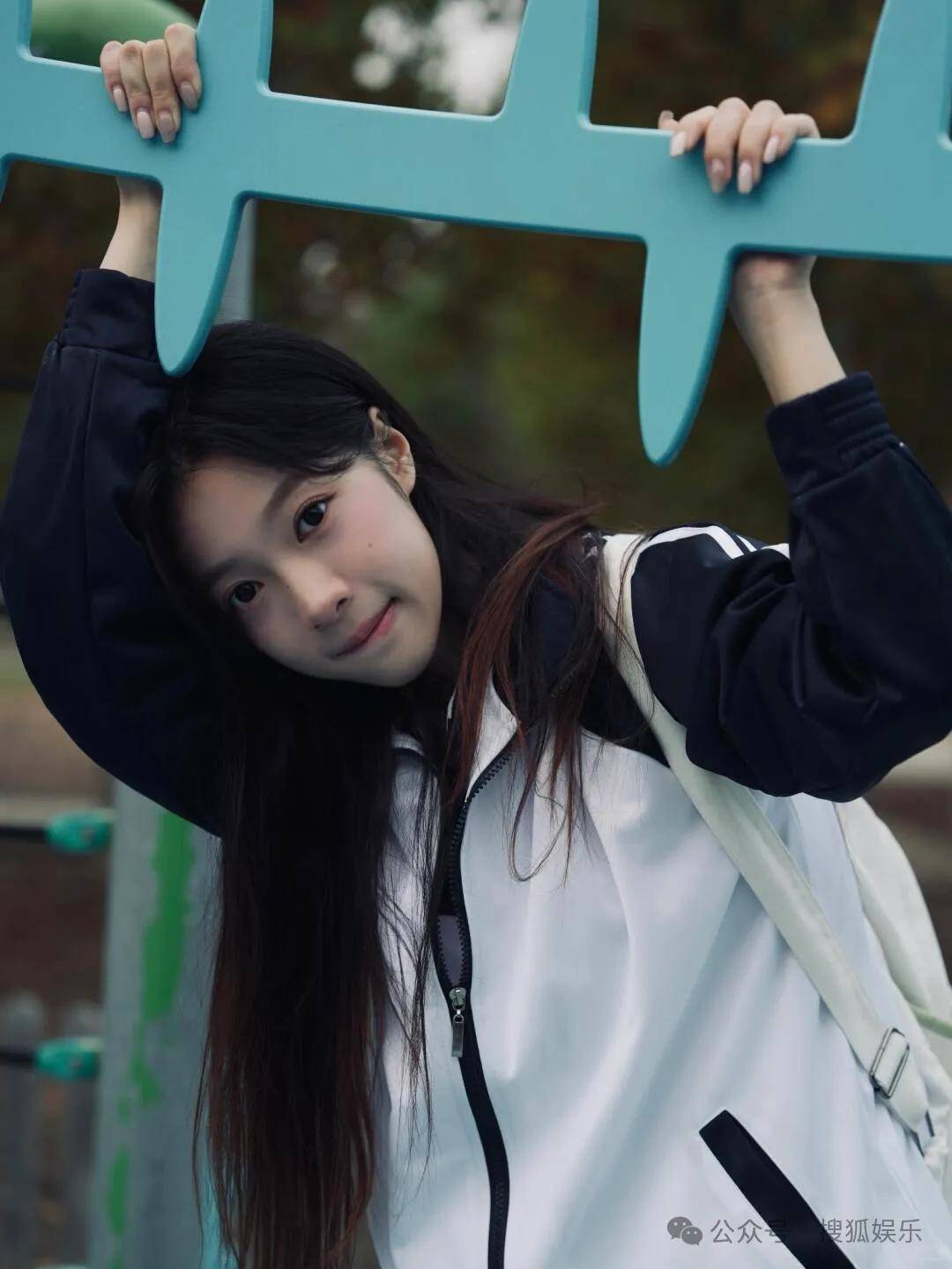 刚开年又曝一对相差15岁的恋情?他这一周两段绯闻真是连环暴击啊<strong></p>
<p>比特币中国</strong>!